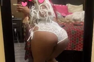 Beautiful Latina available for you now, no rush or games. - Image 1