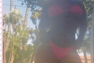 Hi chicos im in town cone see ... - Image 1