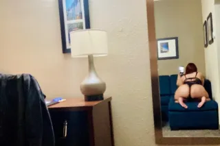 ✨BABE LOOK NO FURTHER, CUM VIB... - Image 2