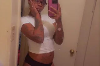 SEXY🥰😘 tatted UP 💜😘 QUEEN - Image 6